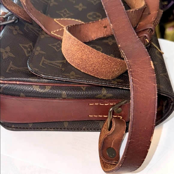 Louis Vuitton Brown Monogram Men's Bag - Picture 8 of 9